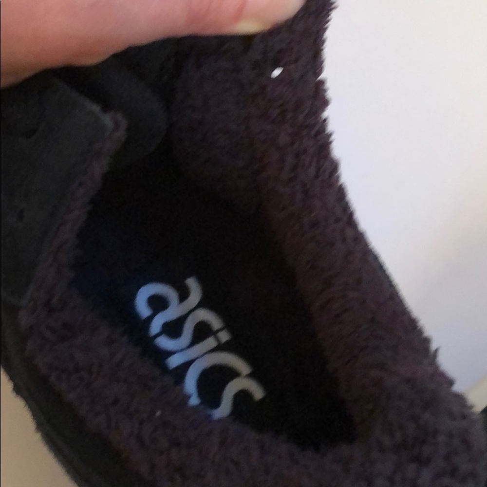 ASICS Tiger unisex black suede sneakers - Picture 6 of 8